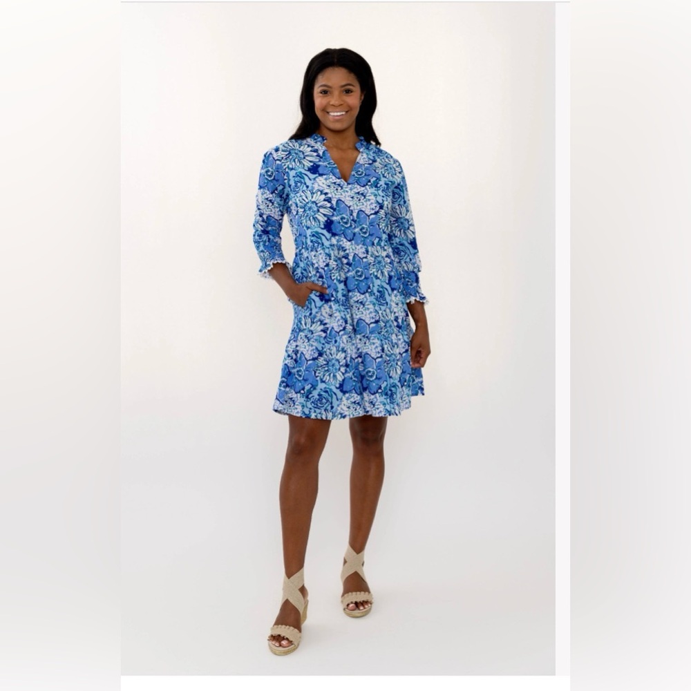 CHARLESTON SHOE CO. Charlee Alexis Dress Blue and White Floral